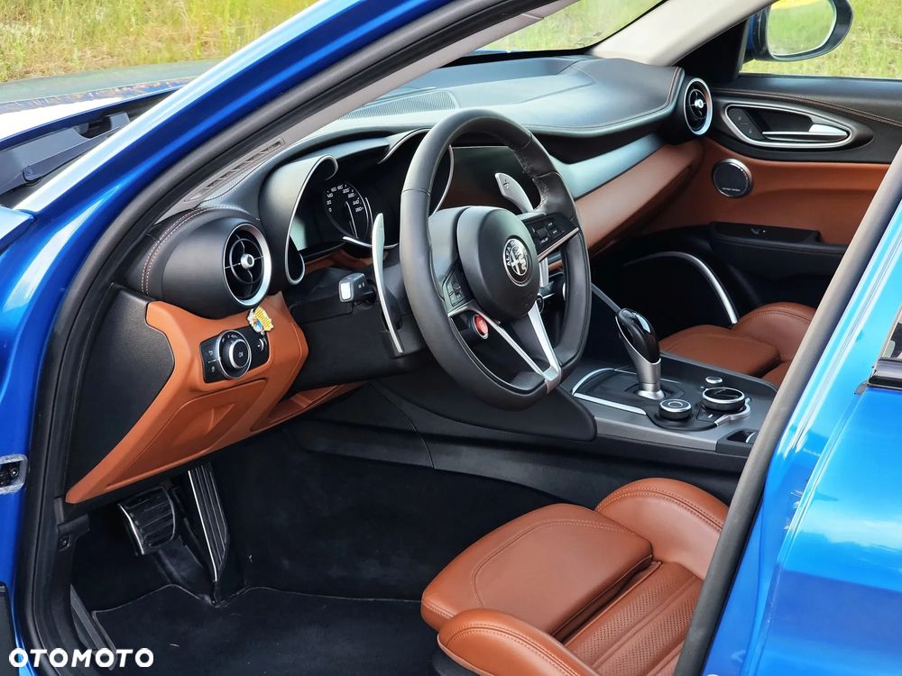 Alfa Romeo Giulia 2.0 Turbo Veloce Q4 - 14