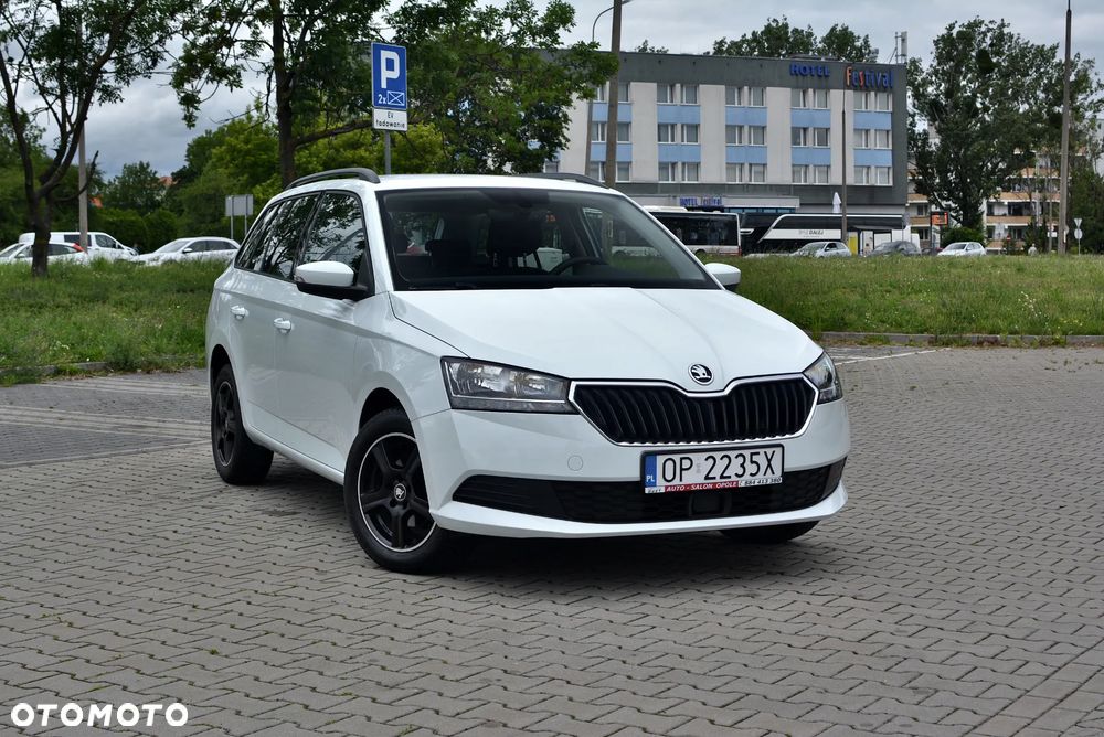 Skoda Fabia 1.0 TSI Ambition - 1