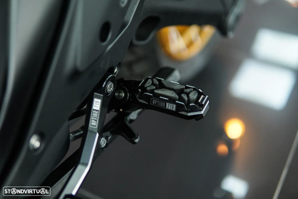 BMW R 1300 GS Adventure KARAKORUM Option 719 Akrapovic ASA - 51