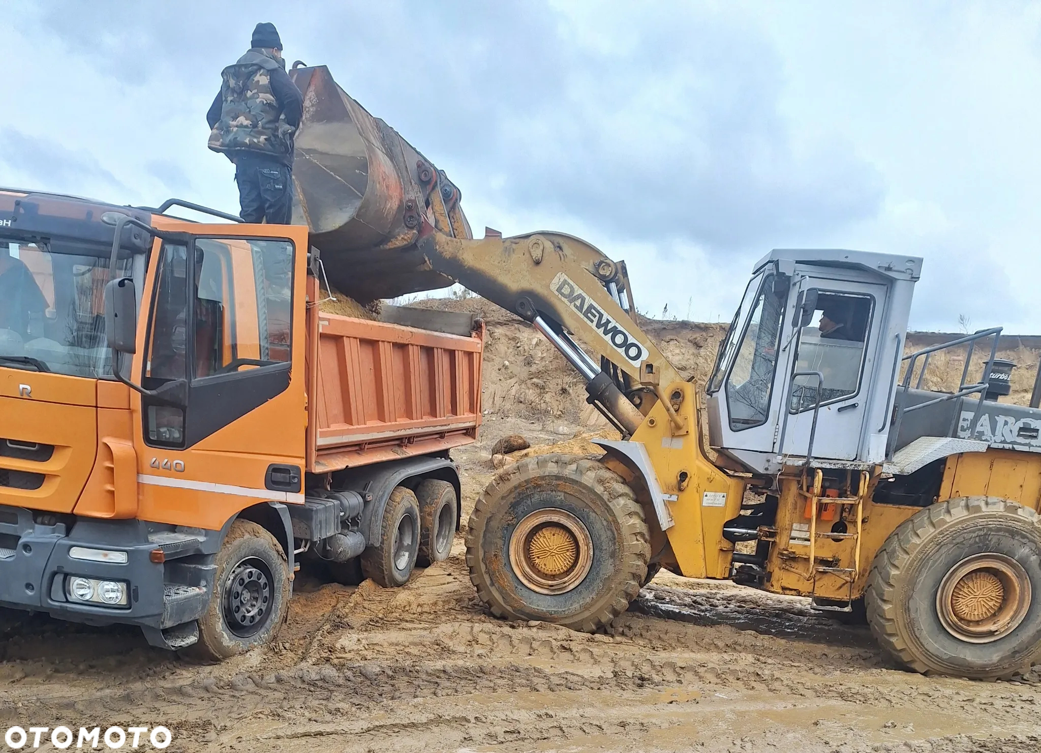 Daewoo Mega 400 - 2