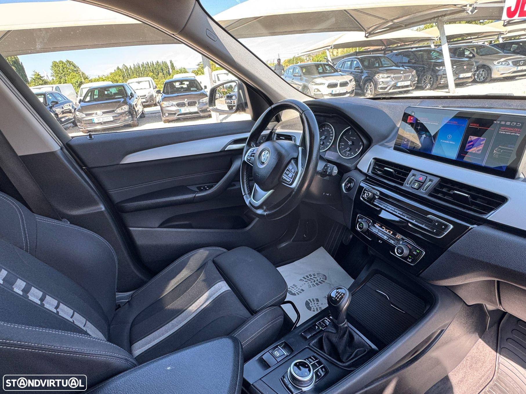 BMW X1 16 d sDrive Line Sport - 12