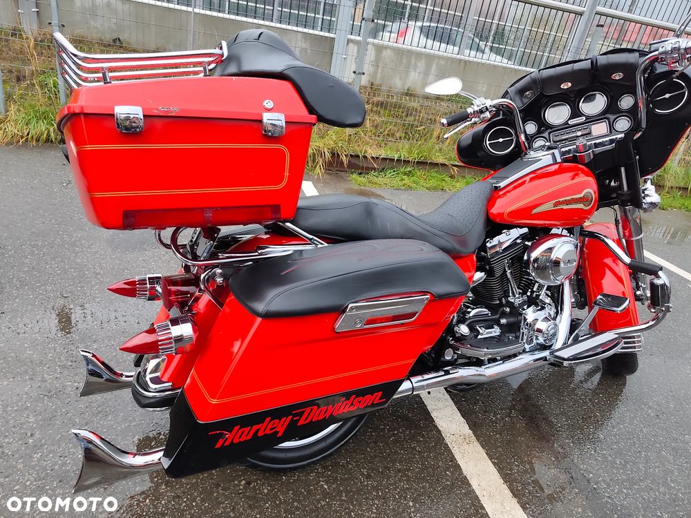 Harley-Davidson FLHTCU Ultra - 19