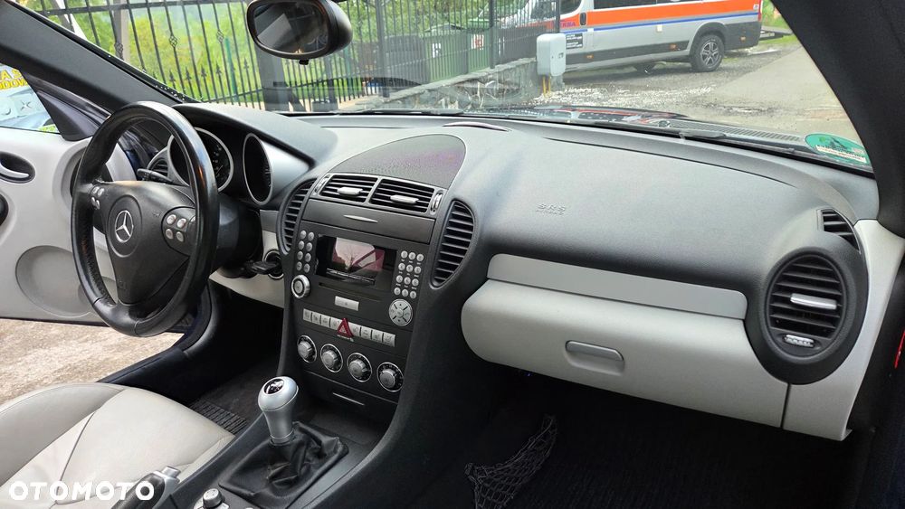 Mercedes-Benz SLK - 15