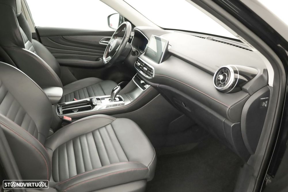MG EHS 1.5 T-GDI Plug-in Hybrid Luxury - 24