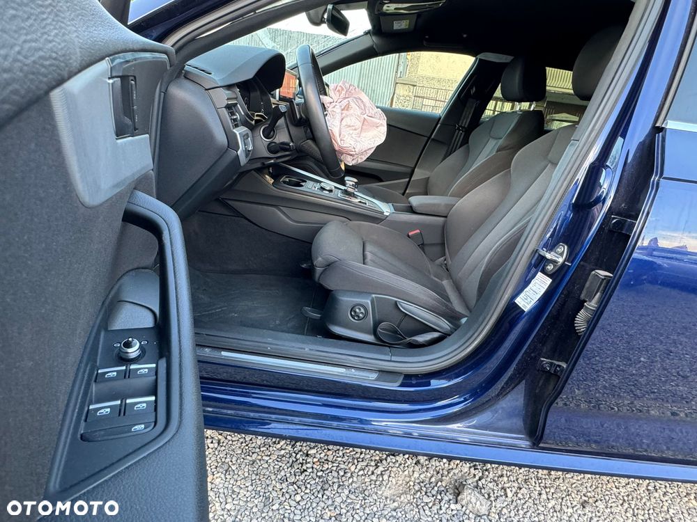 Audi A4 Avant - 11