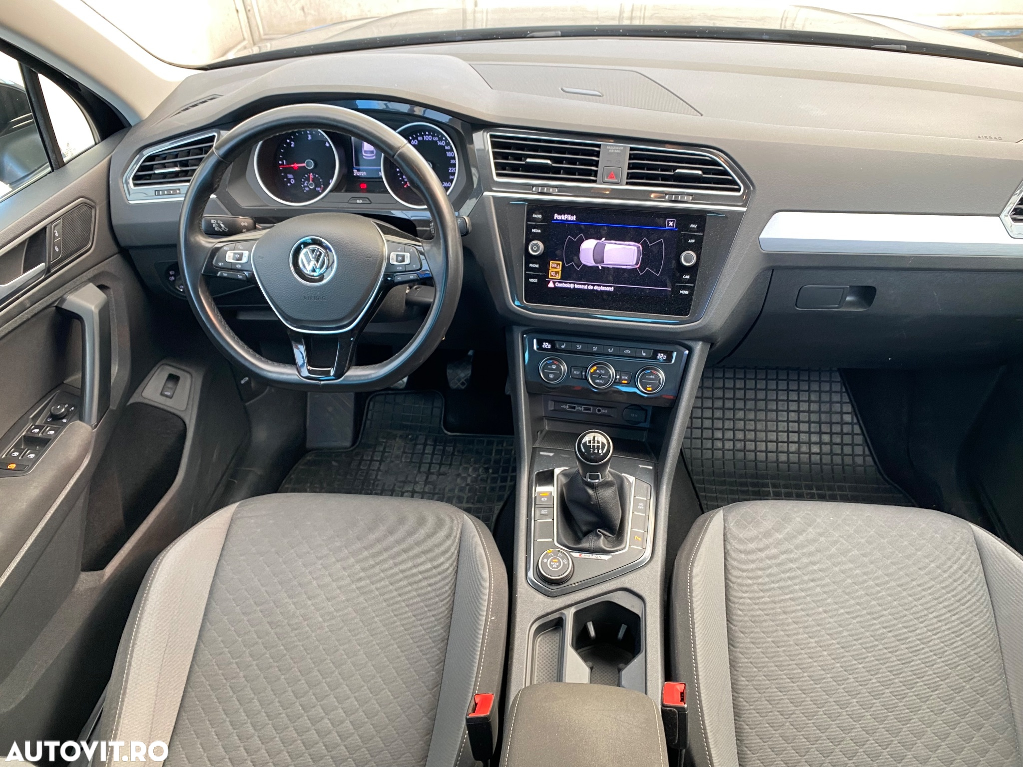 Volkswagen Tiguan 2.0 TDI SCR 4MOTION (BlueMotion Tech) Comfortline - 18
