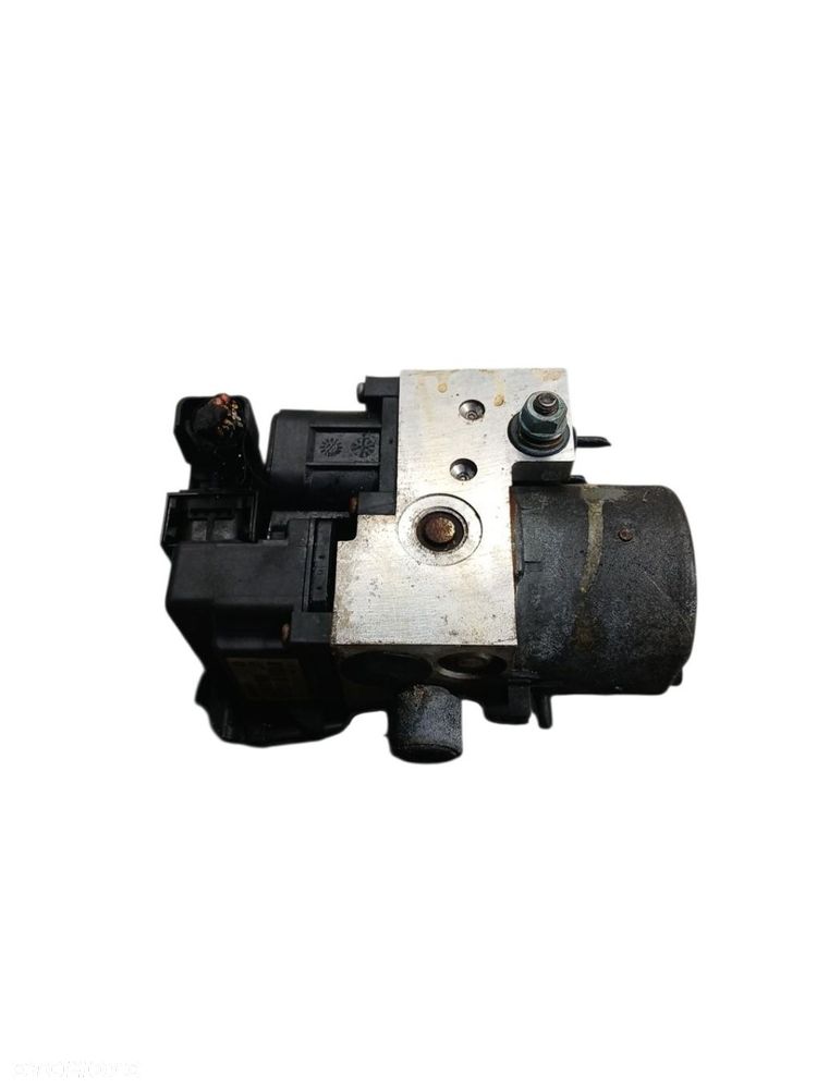 POMPA HAMULCOWA ABS VW PASSAT B5 1.9 TDI 0273004281 PASSAT B5 - 4