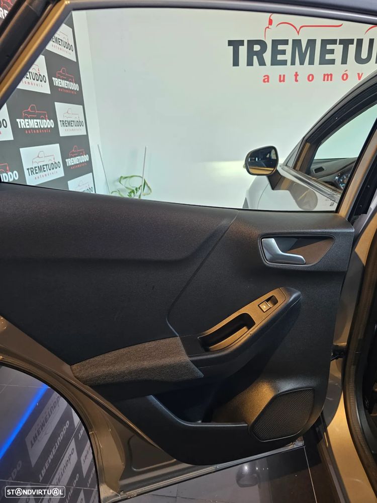 Ford Puma 1.0 EcoBoost TITANIUM - 25