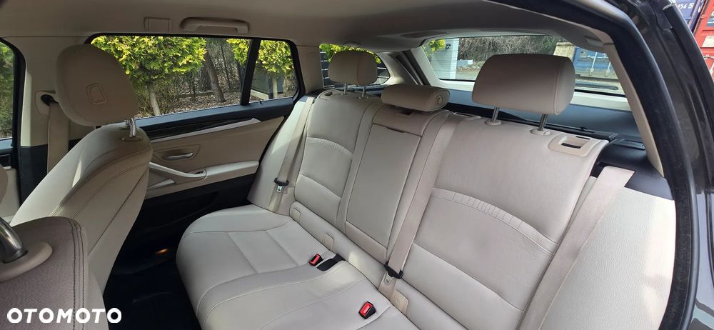 BMW Seria 5 520d - 14
