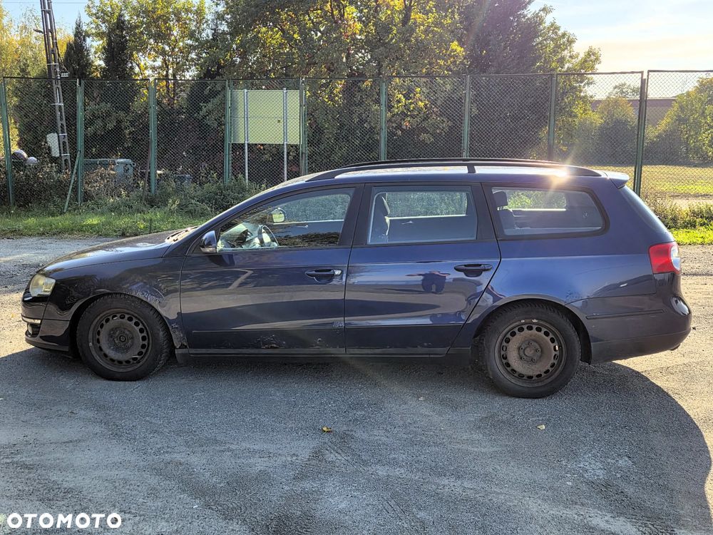 Volkswagen Passat 2.0 TDI Comfortline - 4