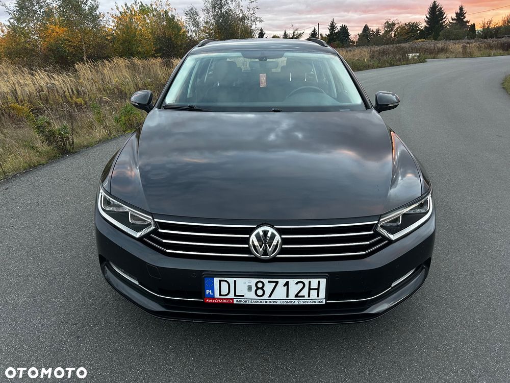 Volkswagen Passat Variant ver-variant-1-6-tdi-scr-dsg-business - 4