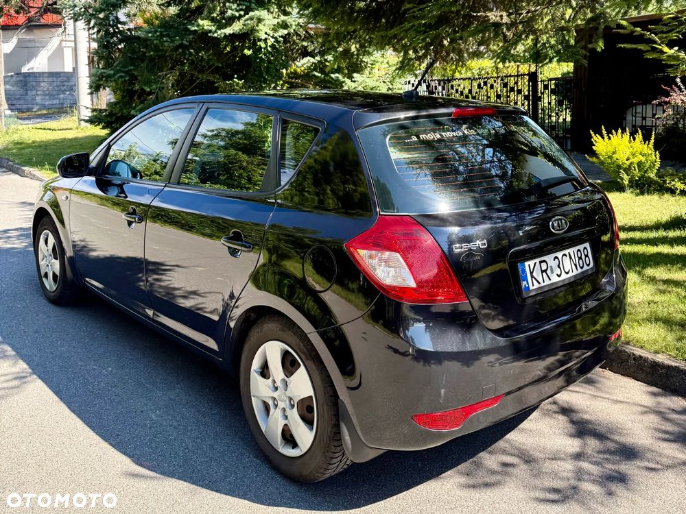 Kia Ceed 1.4 Comfort + - 7