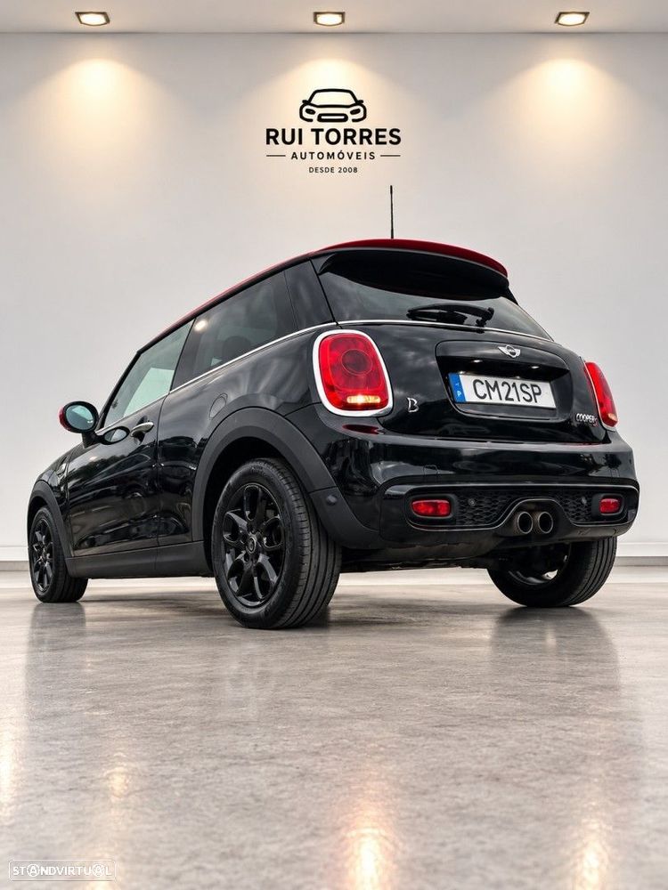 MINI 3 Portas Cooper S Sport Aut. - 8