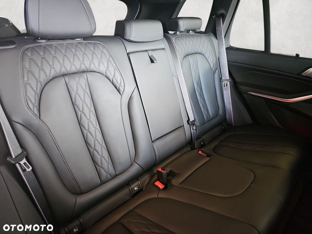 BMW X5 - 30
