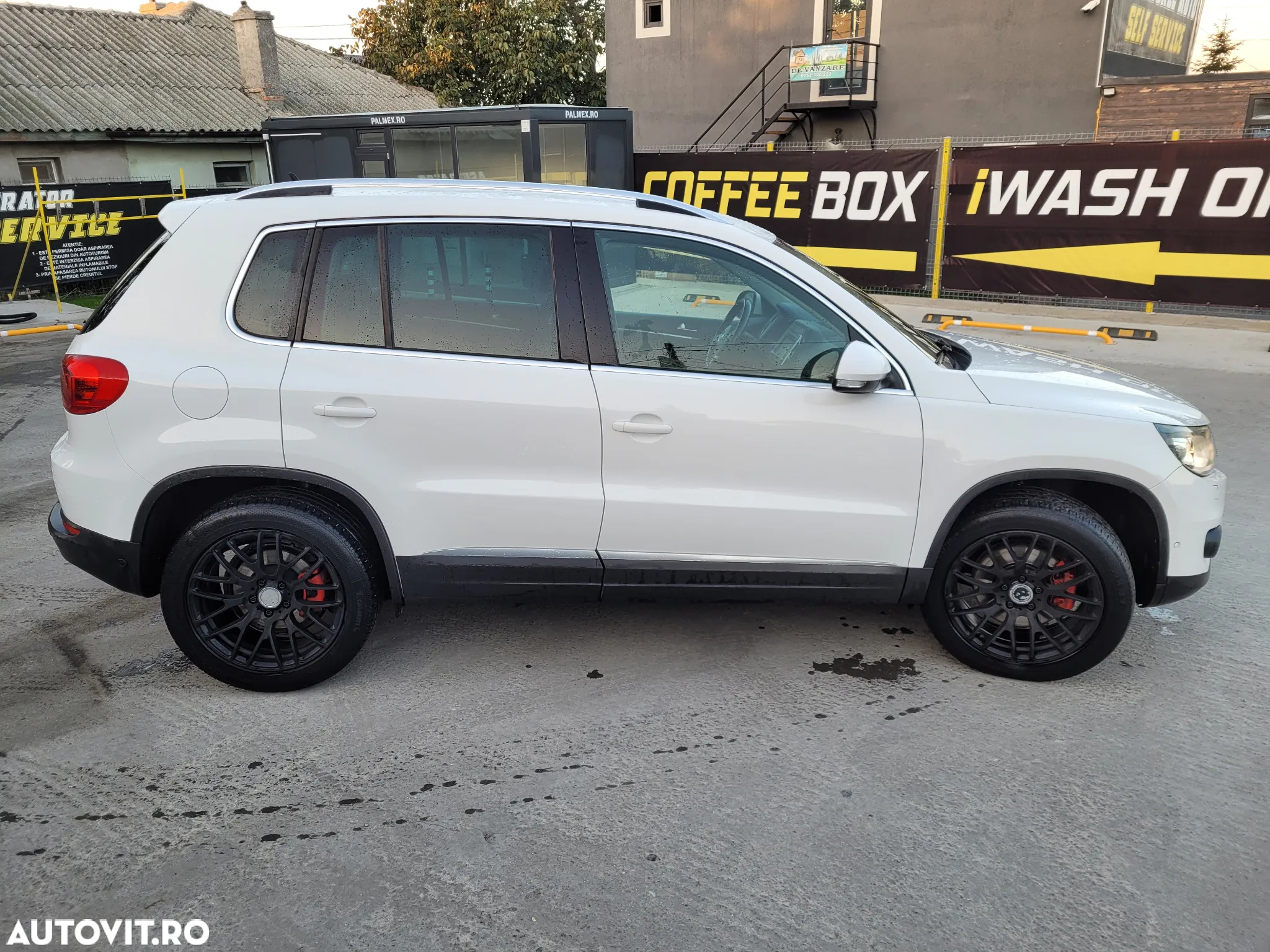 Volkswagen Tiguan 2.0 TDI 4Motion DSG Sport & Style - 6