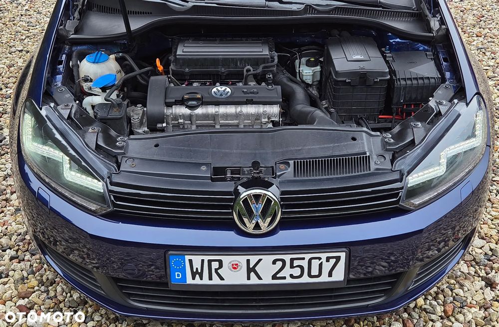 Volkswagen Golf - 25