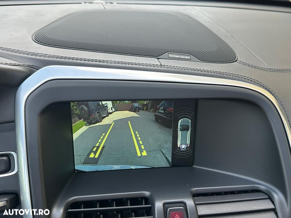 Volvo XC 60 - 25