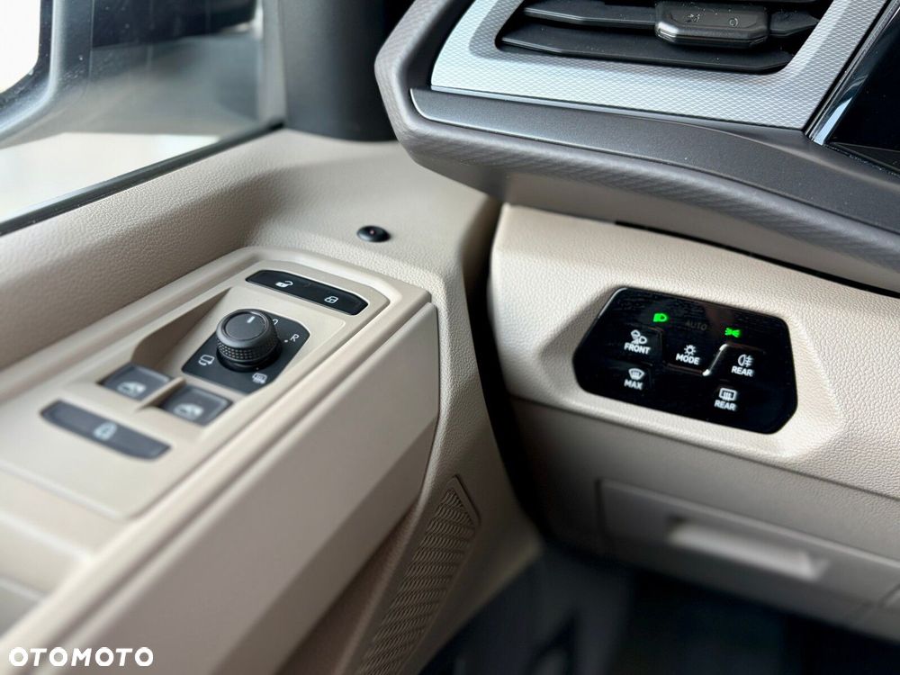 Volkswagen California - 28