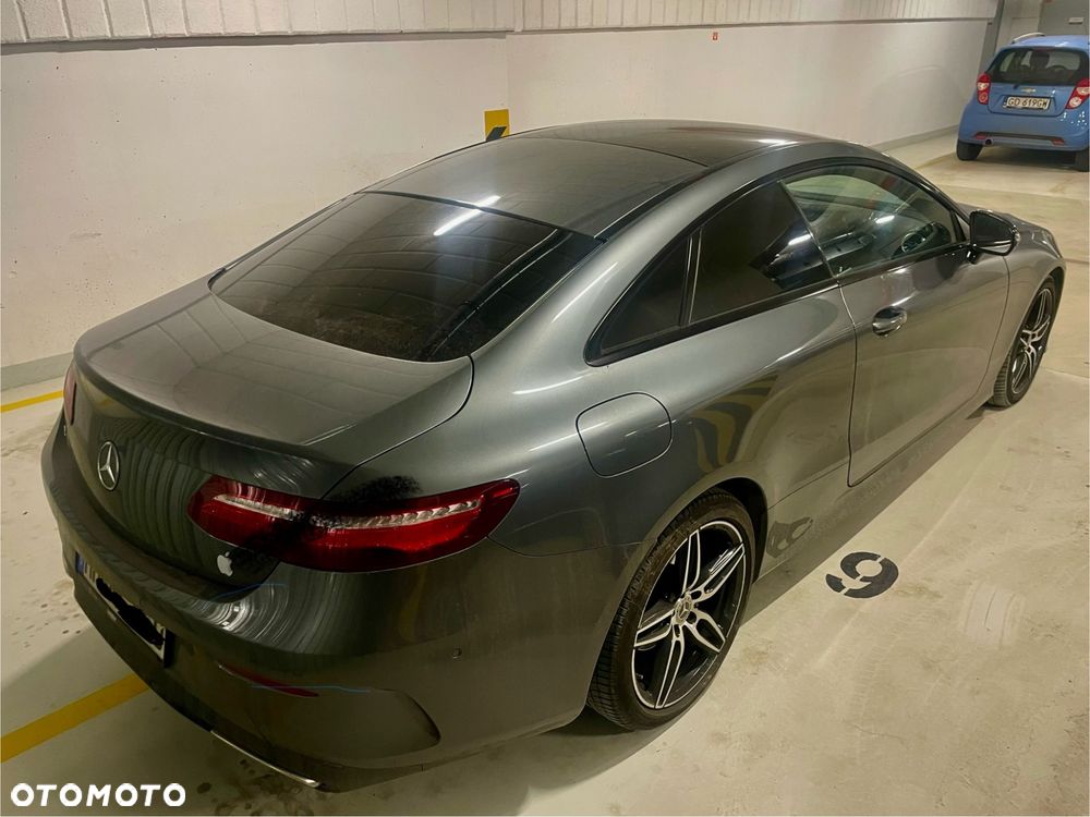 Mercedes-Benz Klasa E - 8