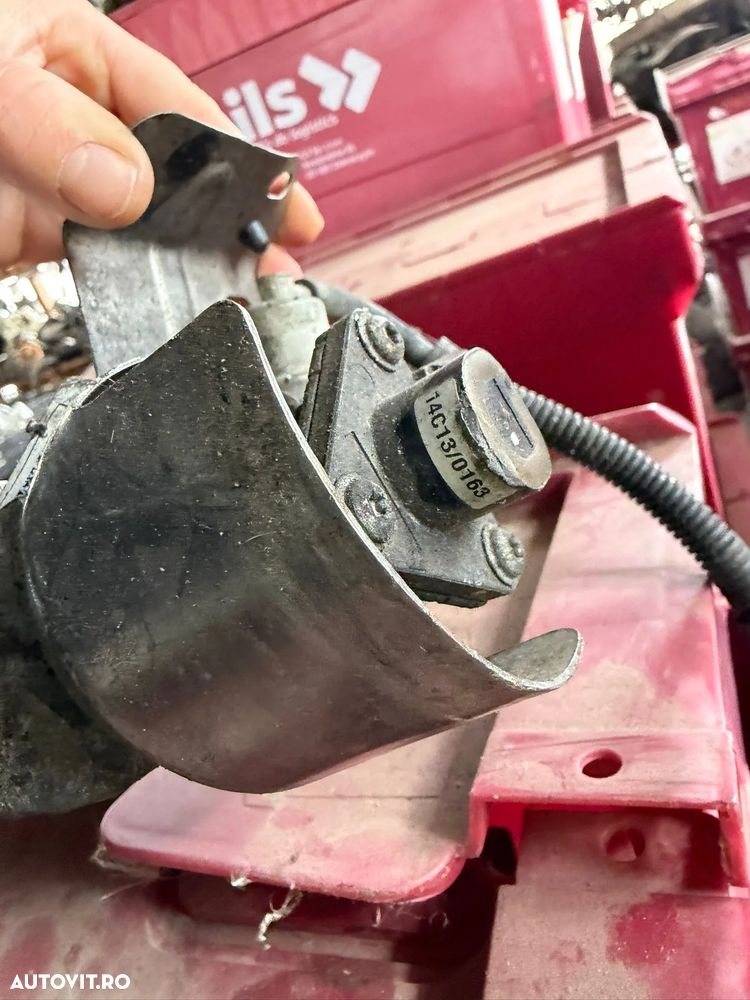 Racitor EGR cod: 28460-2F700 , Conducta EGR cod: 28450-27730 2.0 crdi D4HA Hyundai ix35 Kia - 6