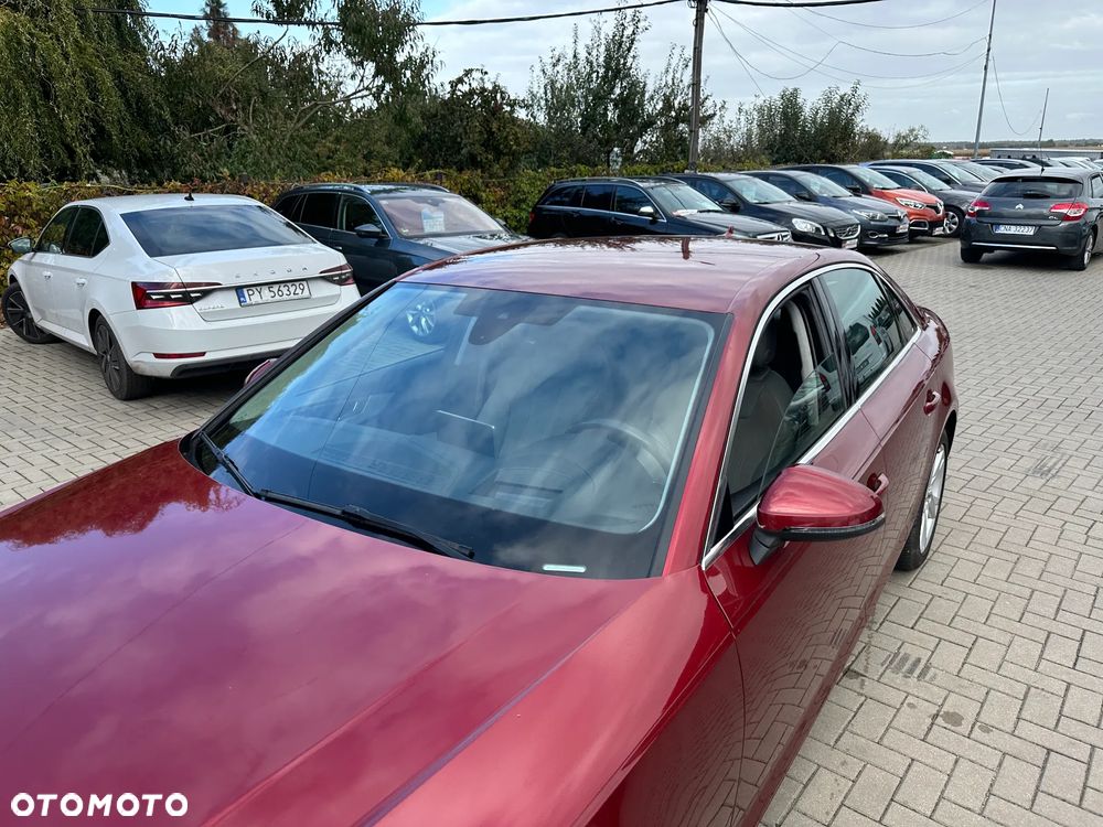 Audi A4 Limousine - 33