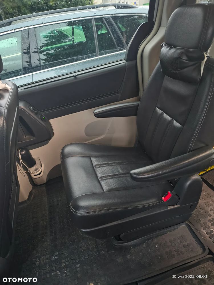 Chrysler Town & Country 4.0 Limited - 8