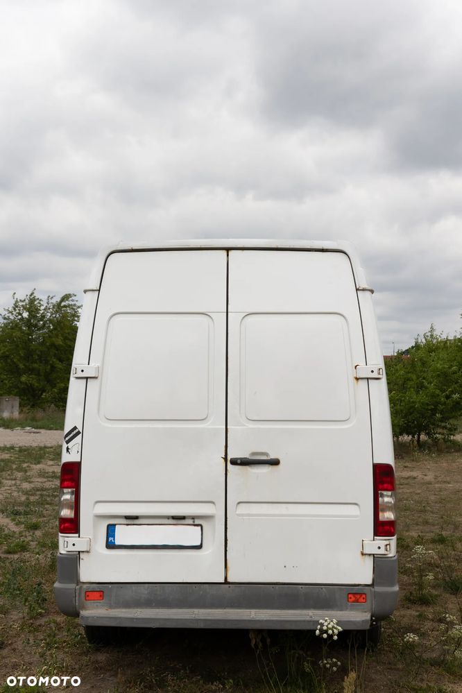 Mercedes-Benz Sprinter - 7