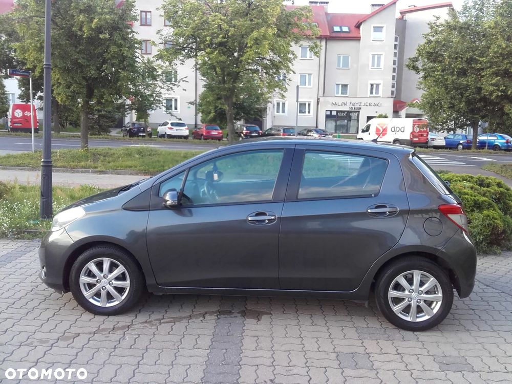 Toyota Yaris - 7