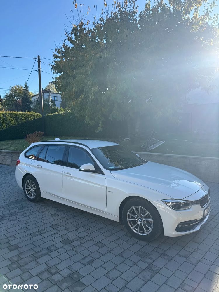 BMW 3 Series 2018 photo 3
