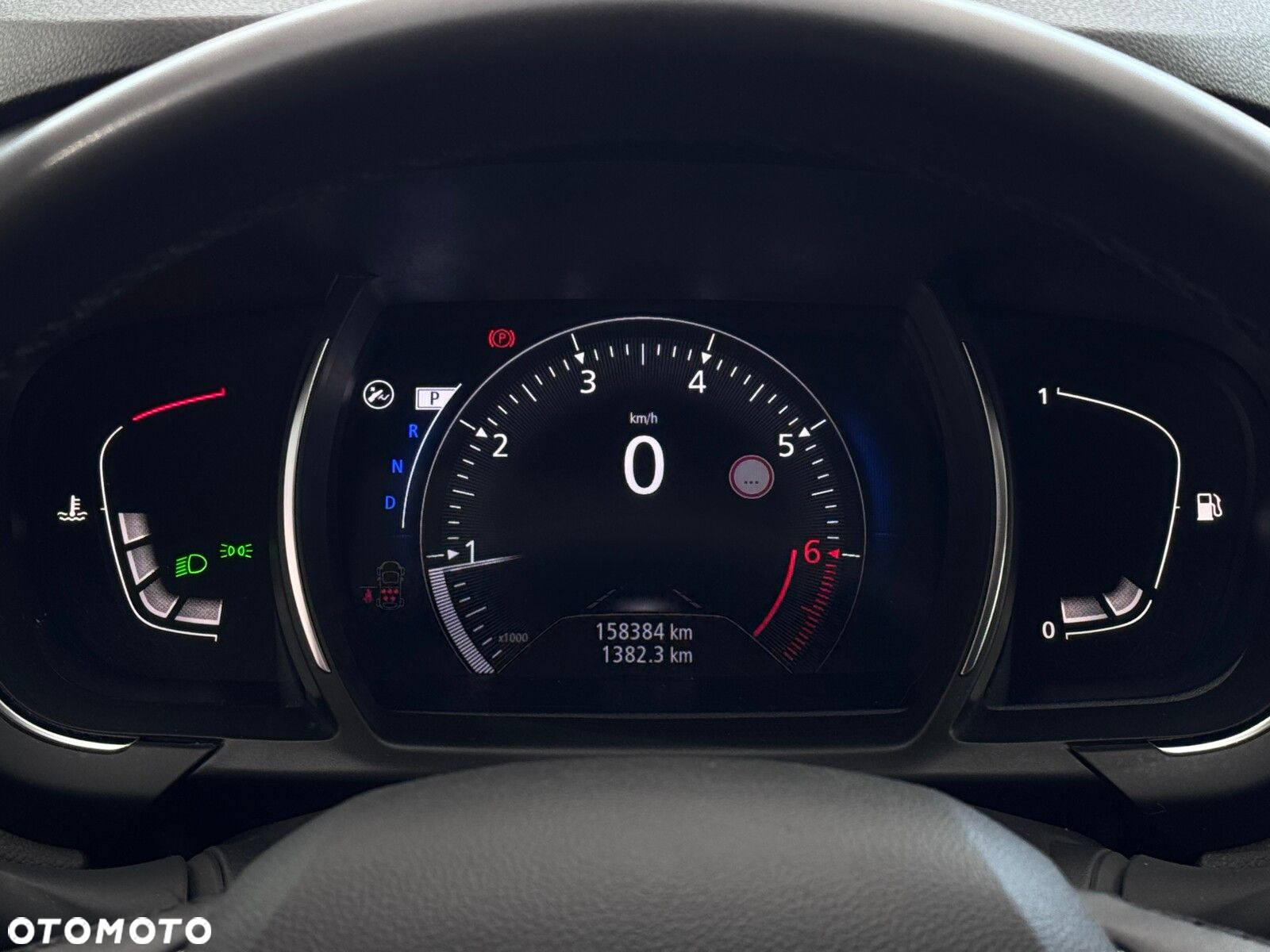 Renault Grand Scenic - 17