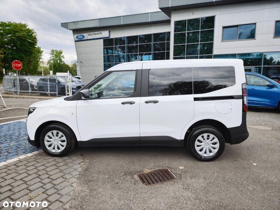 Ford Transit Courier - 3