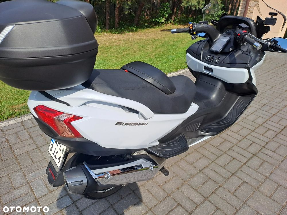 Suzuki Burgman - 19