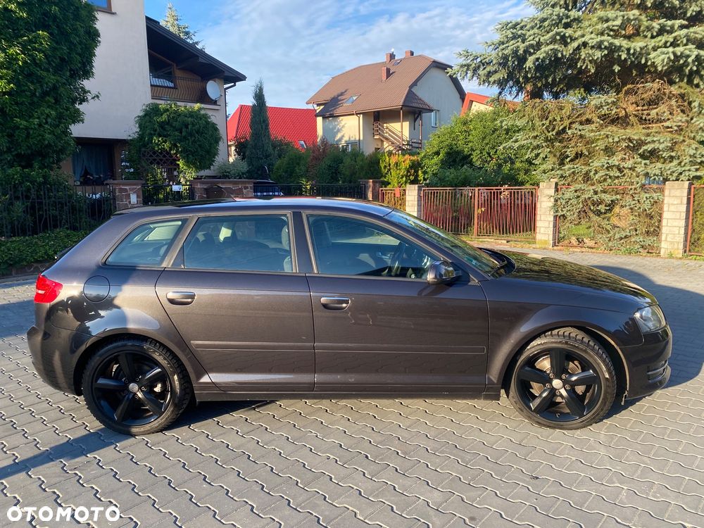 Audi A3 Sportback - 13