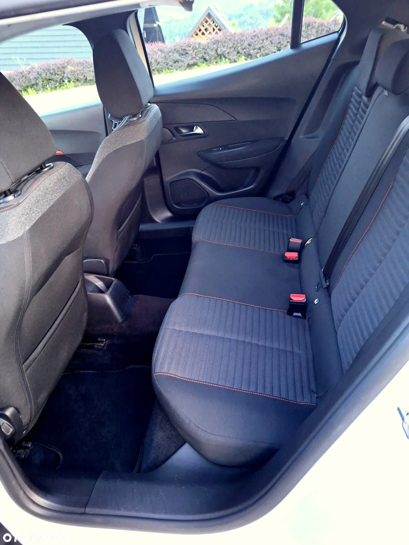 Peugeot 2008 PureTech 100 Stop&Start Active Pack - 12
