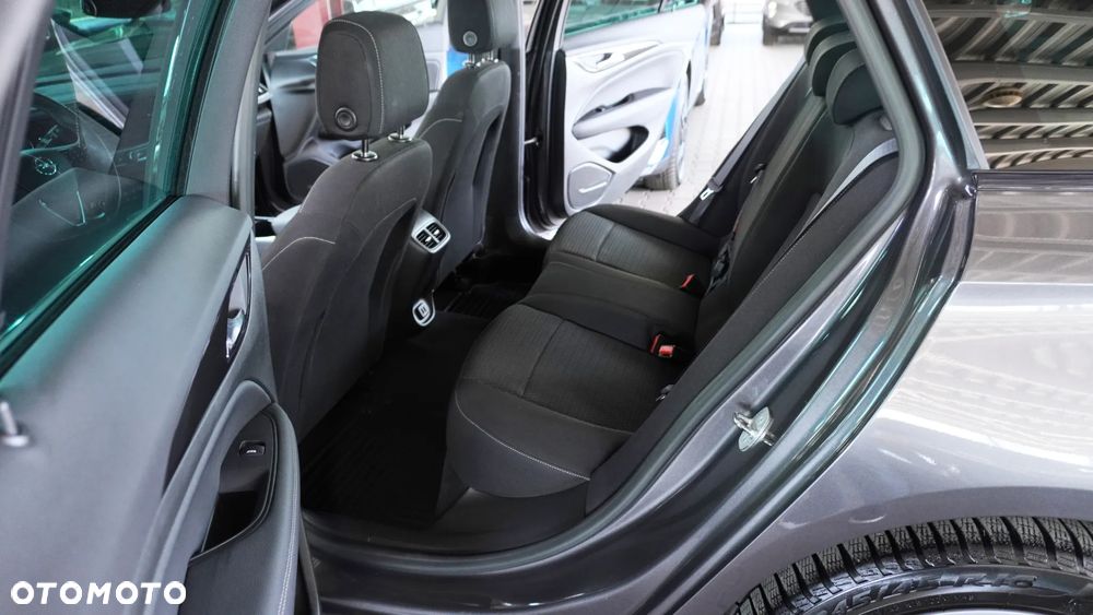 Opel Insignia 2.0 T Business Elegance S&S - 21