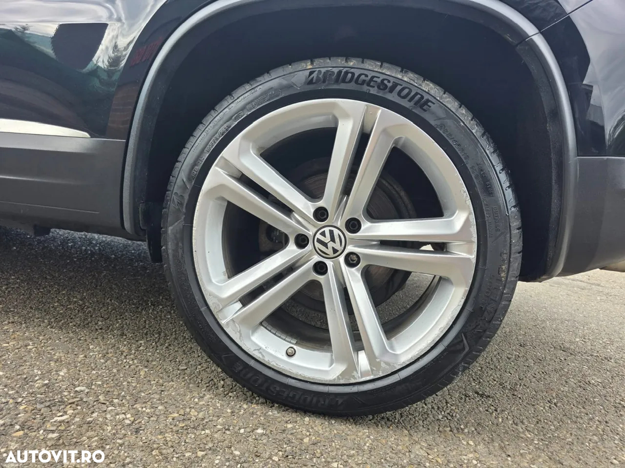 Volkswagen Tiguan - 15