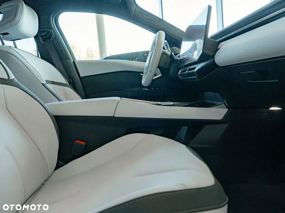 BMW i3 50 xDrive 113.4kWh - 12