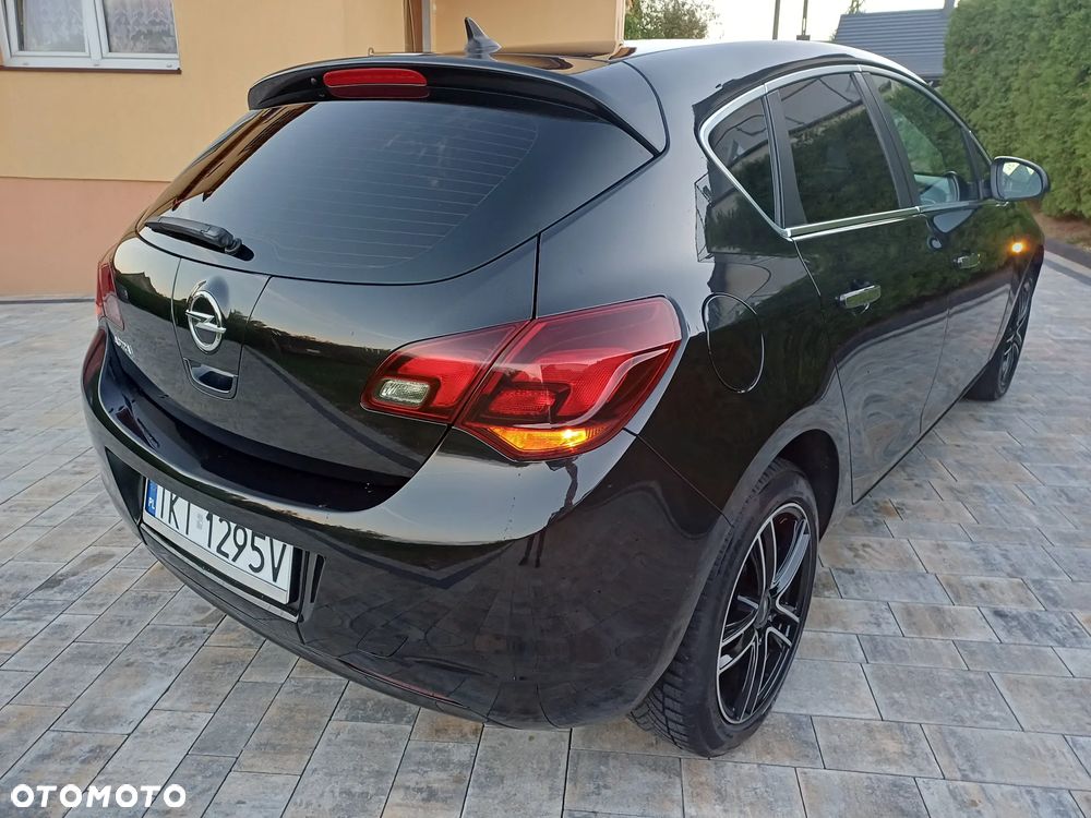 Opel Astra 1.4 T Sport EU6 - 16