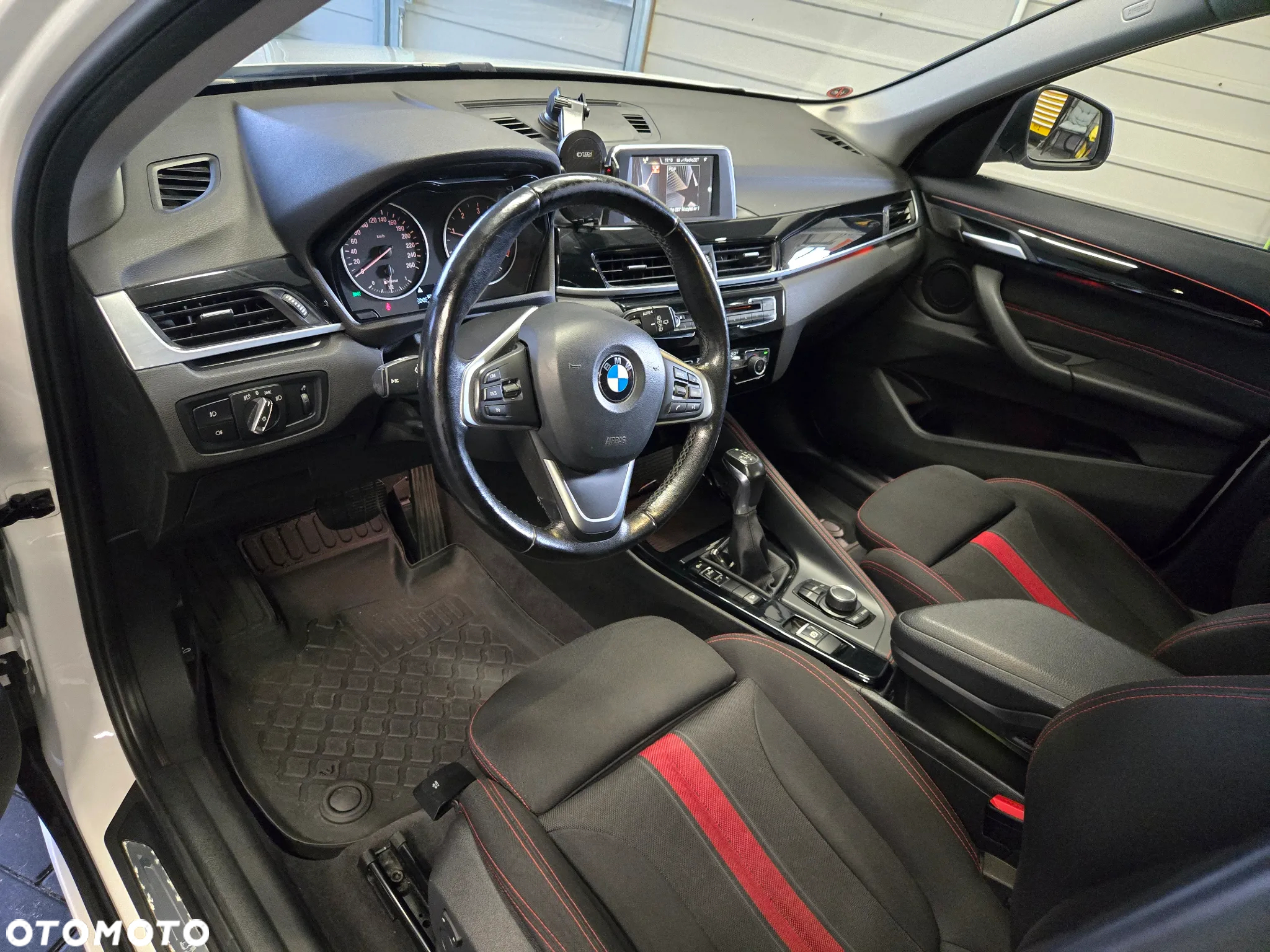 BMW X1 xDrive20d Sport Line - 8