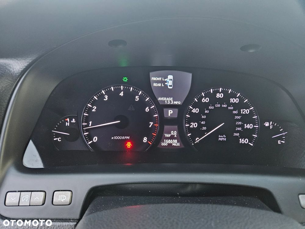 Lexus LS - 7