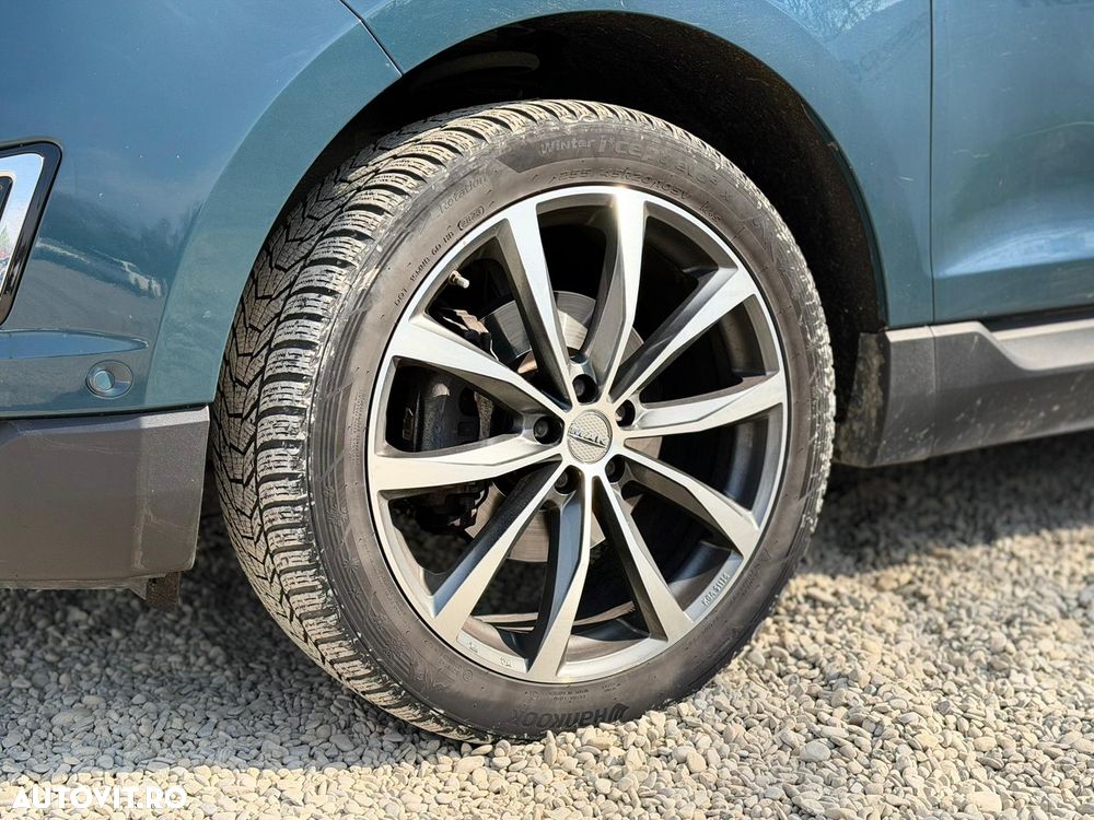 Ford Edge 2.0 TDCi Powershift Titanium - 26