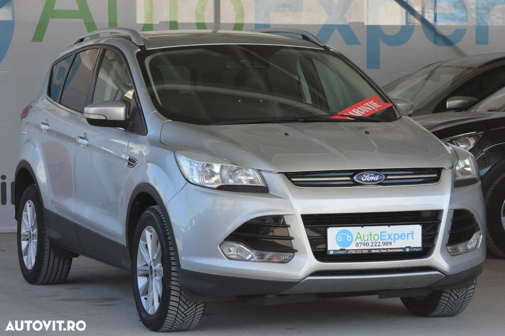 Ford Kuga 2.0 TDCi 2x4 Black & Silver - 28