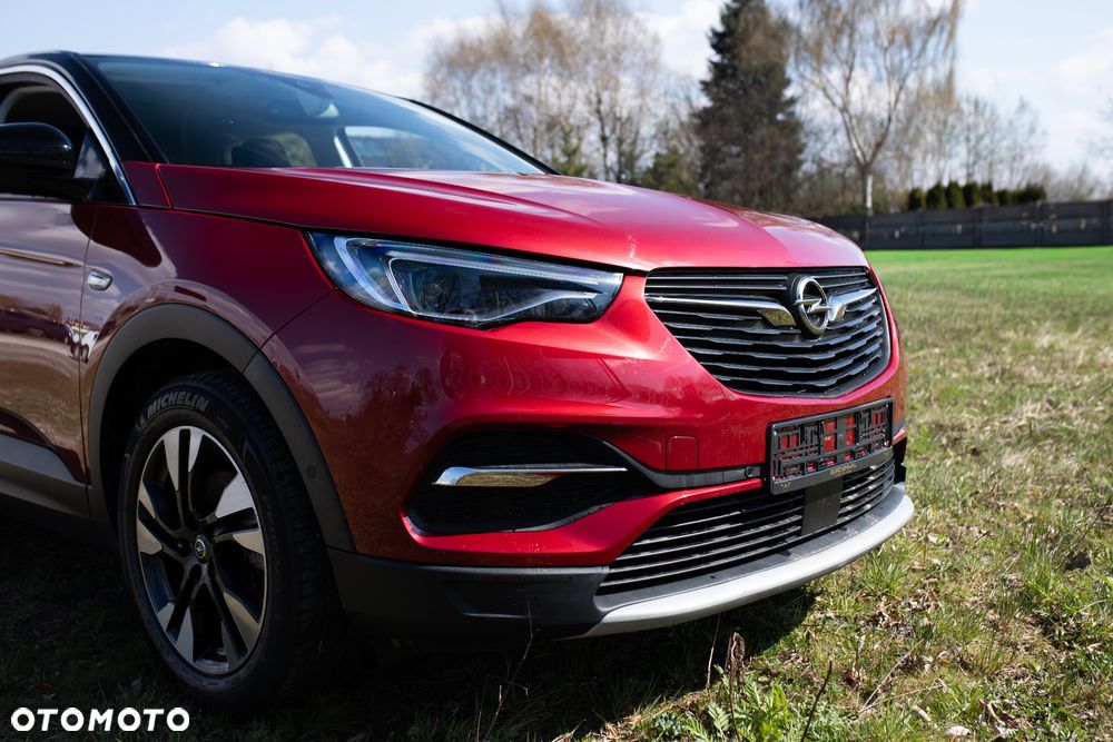Opel Grandland X 1.2 Start/Stop Business Elegance - 3