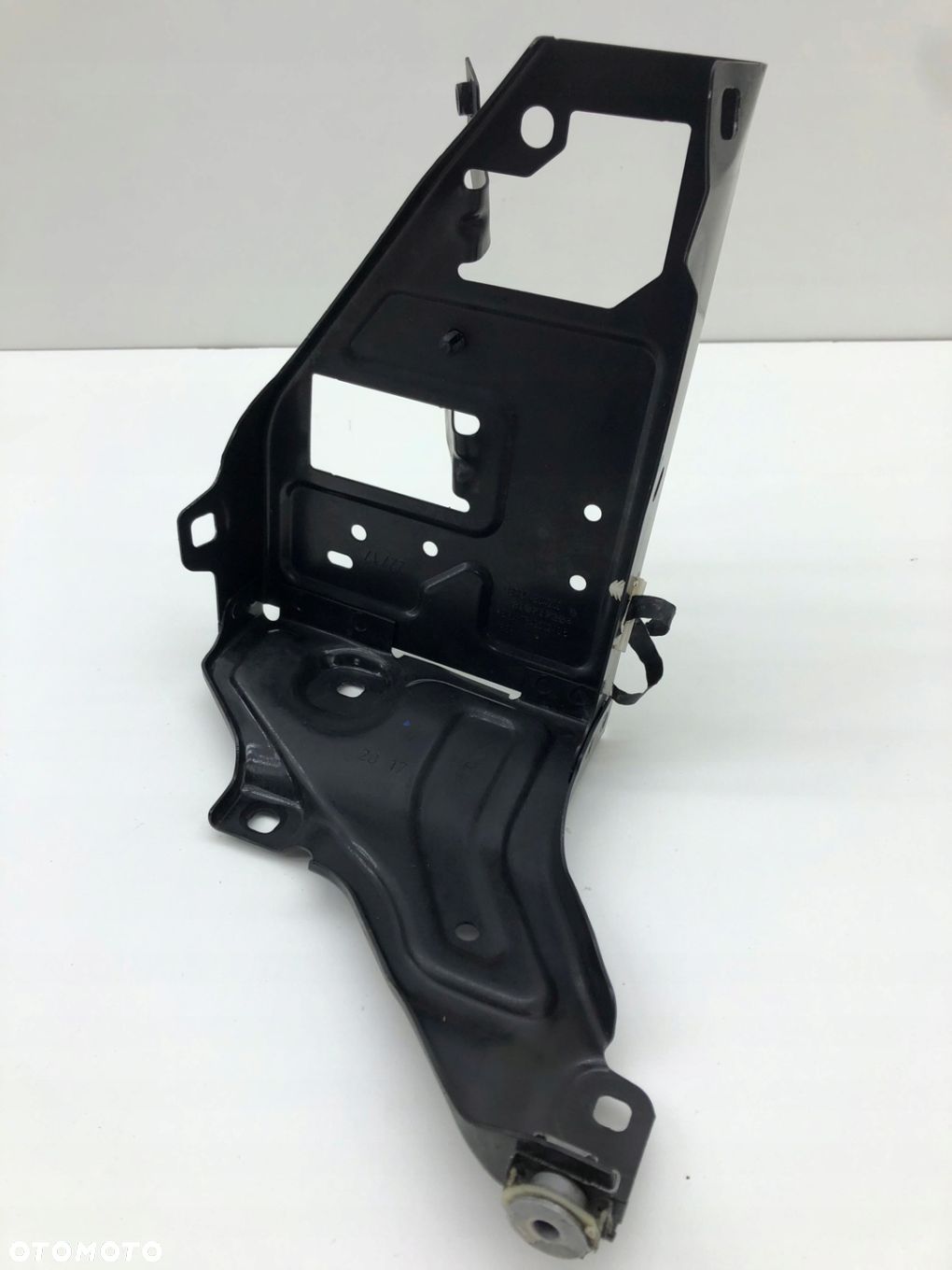 BMW X1 F48 F39 WZMOCNIENIE OKULAR WSPORNIK LAMPY PRAWY PRZÓD 7342502 - 1