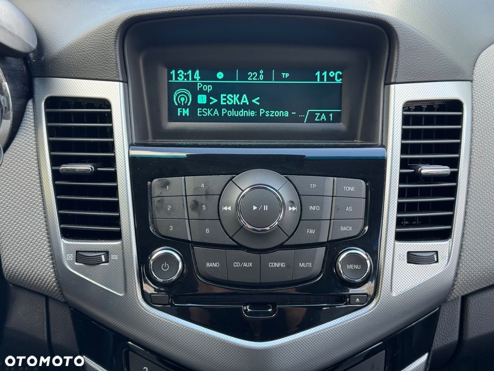 Chevrolet Cruze 1.8 LT+ - 18