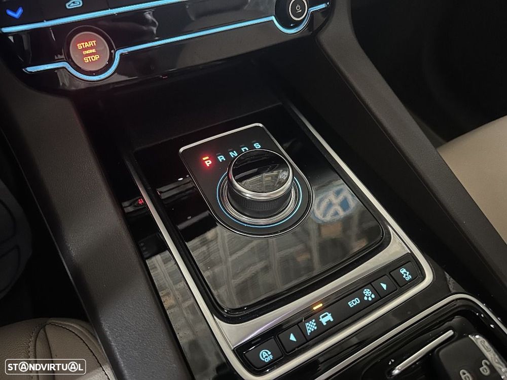 Jaguar F-Pace 2.0 i4D Prestige Aut. - 10