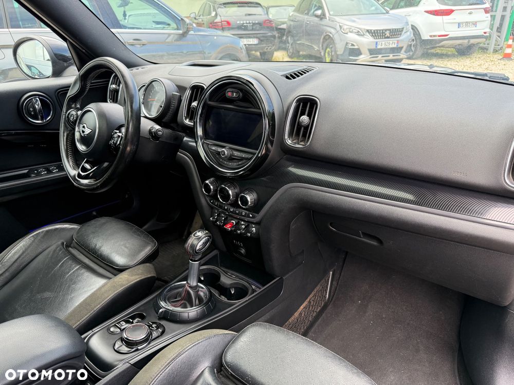 MINI Countryman - 16
