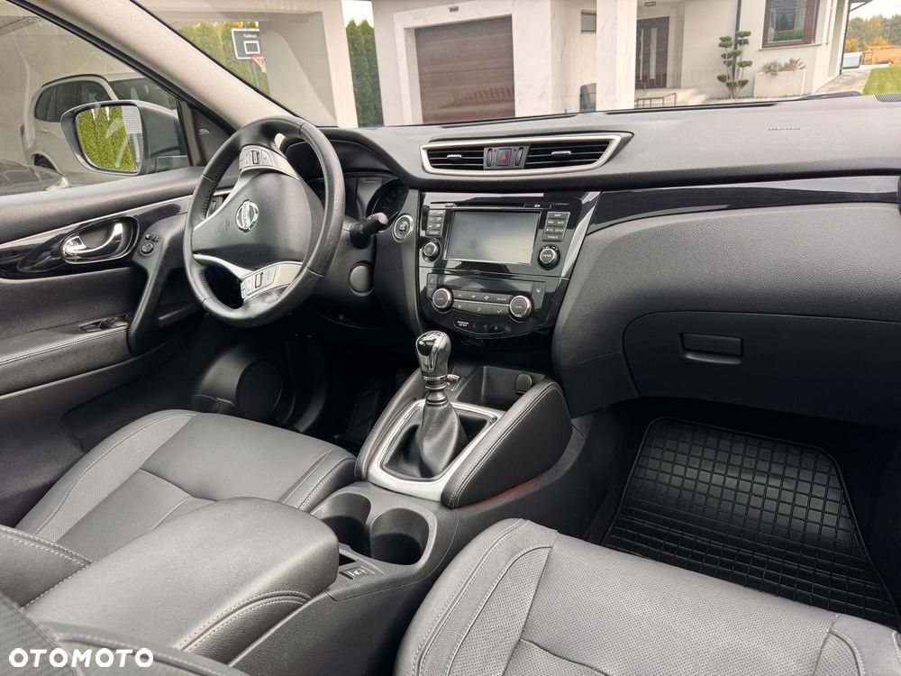 Nissan Qashqai 1.5 dCi Tekna EU6 - 15