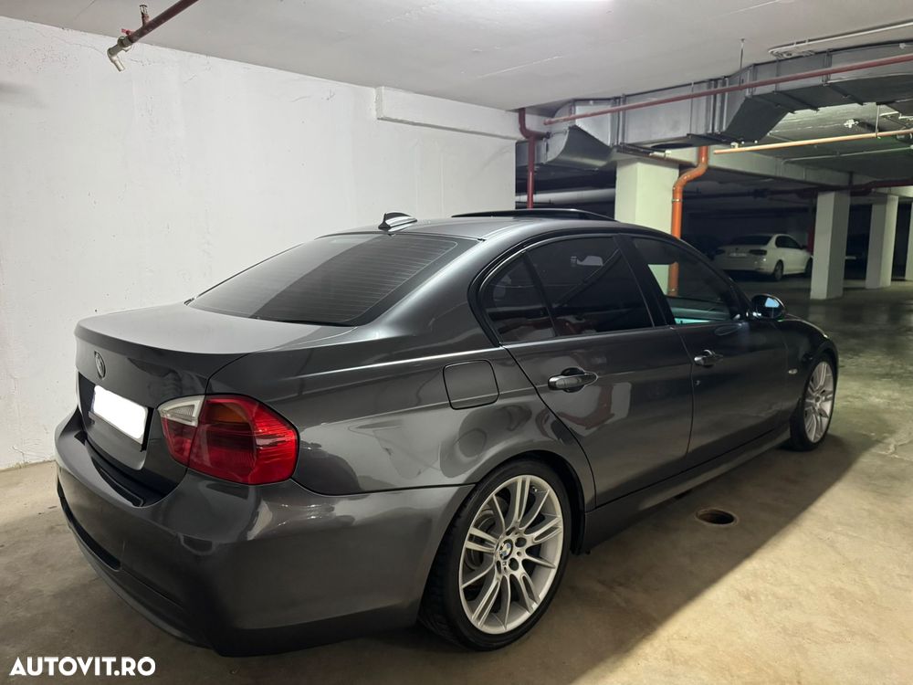 BMW Seria 3 320i - 6