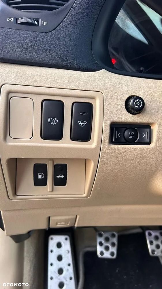 Lexus IS 220d Luxury Line - 8